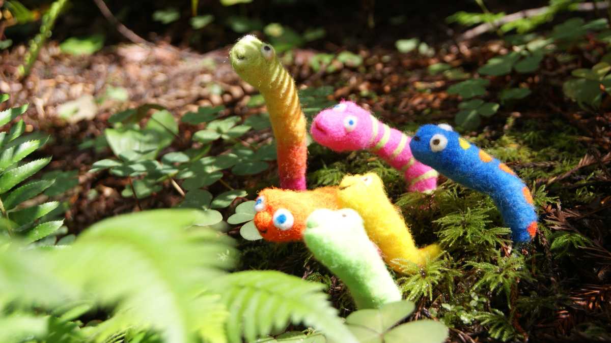 It’s a Worm’s Life – Felt Alive Needle Felted Worms
